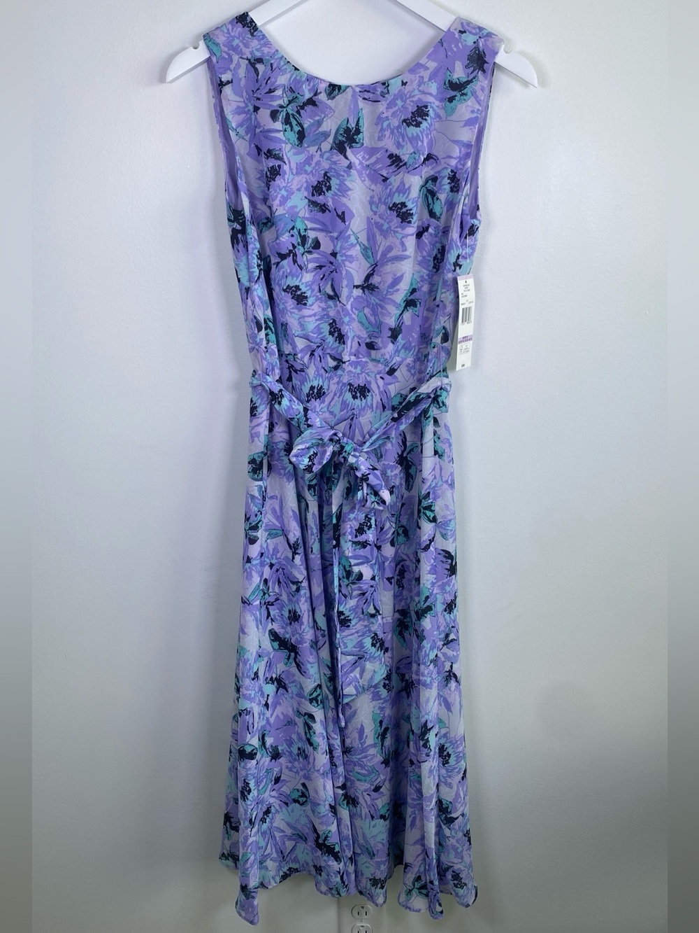 Evan‎ Picone Sleeveless Lavender Floral Midi Dress with Tie Waist Size 6